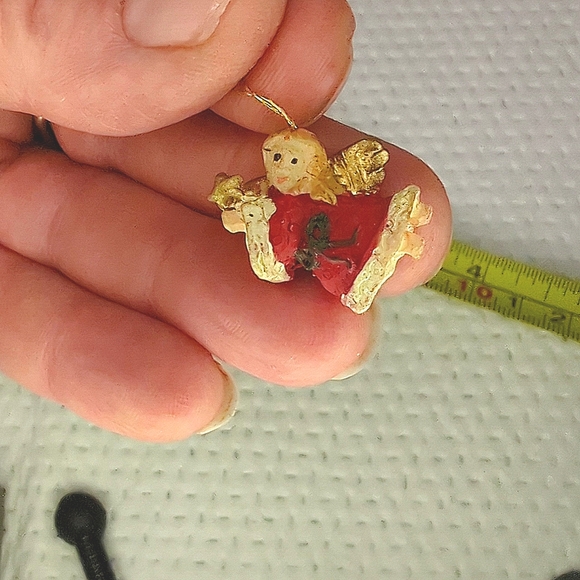 Micro Resin Tiny Tree Ornaments or DIY crafting Angels - Picture 4 of 4